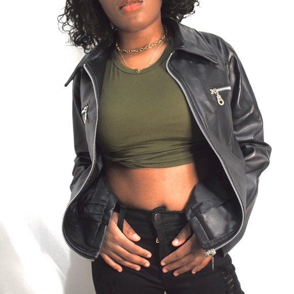 Leather jacket - Picture 2 of 5